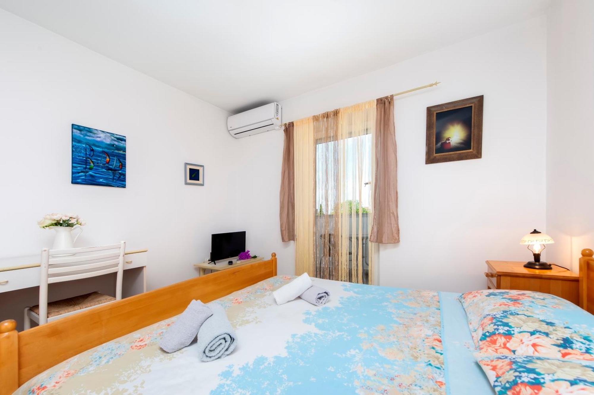 Luna Tsuki Seven Aparthotel Ρόβινι Εξωτερικό φωτογραφία