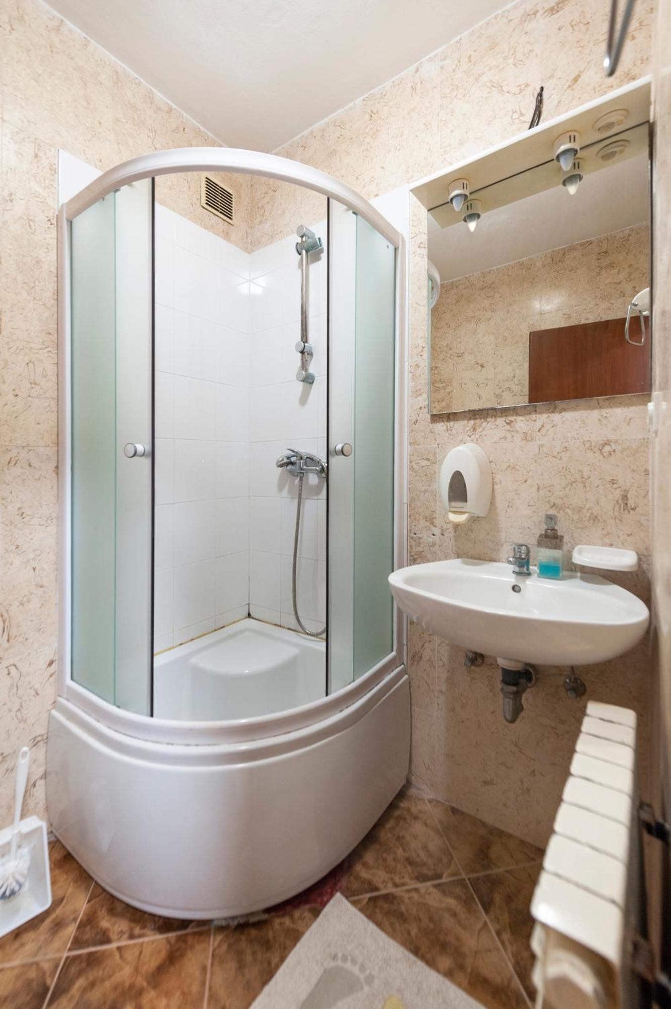 Luna Tsuki Seven Aparthotel Ρόβινι Εξωτερικό φωτογραφία