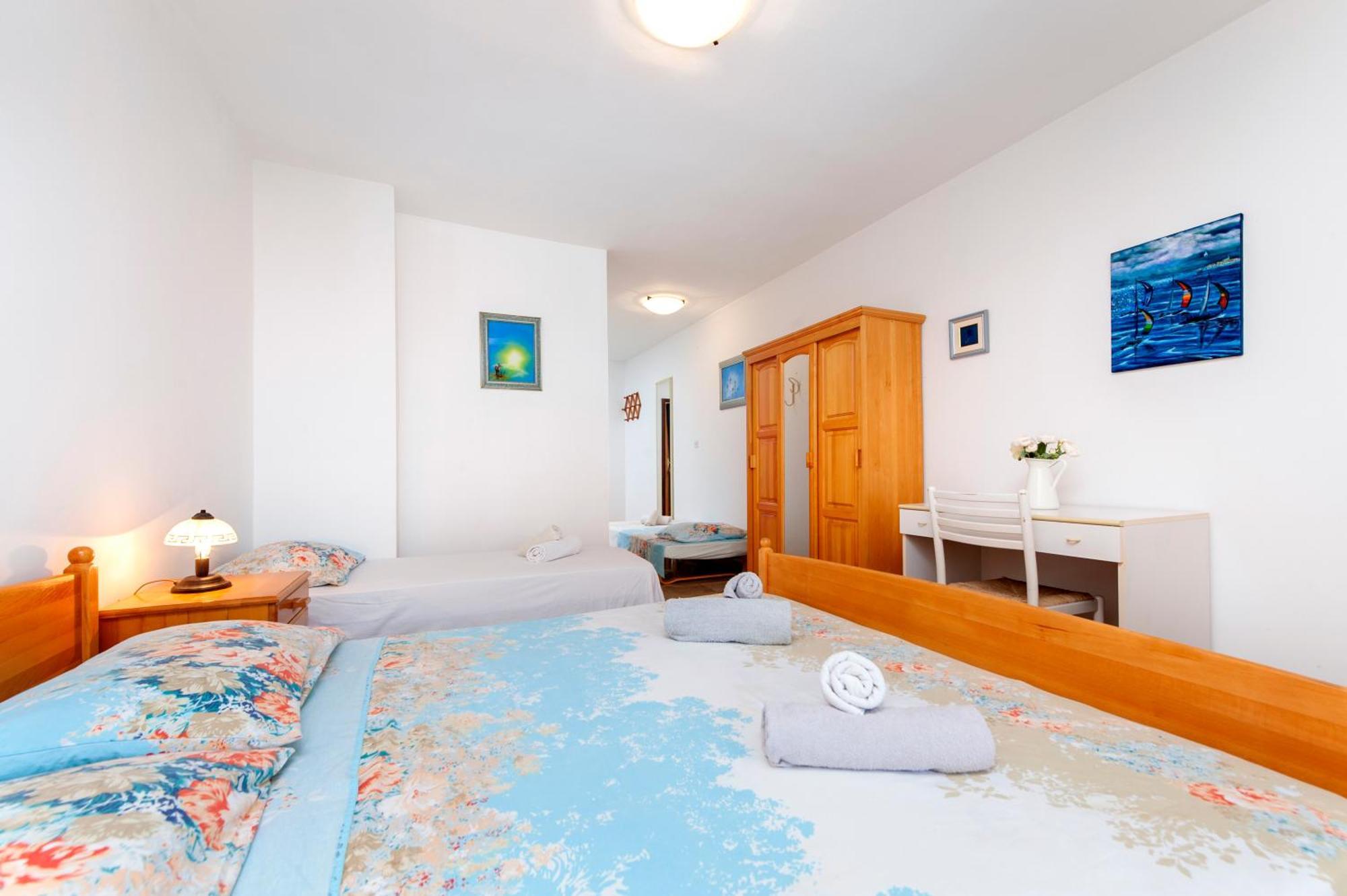 Luna Tsuki Seven Aparthotel Ρόβινι Εξωτερικό φωτογραφία