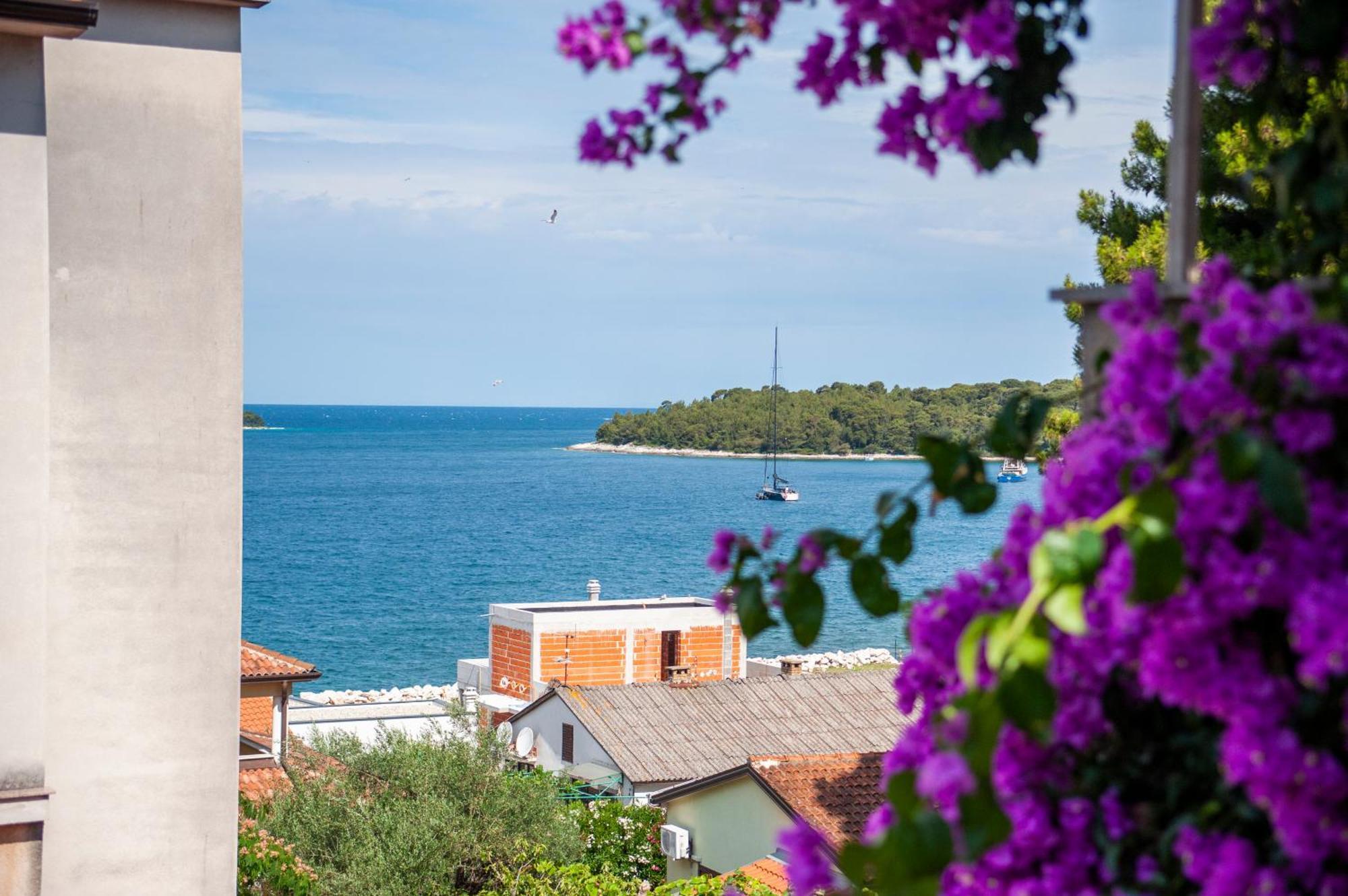 Luna Tsuki Seven Aparthotel Ρόβινι Εξωτερικό φωτογραφία